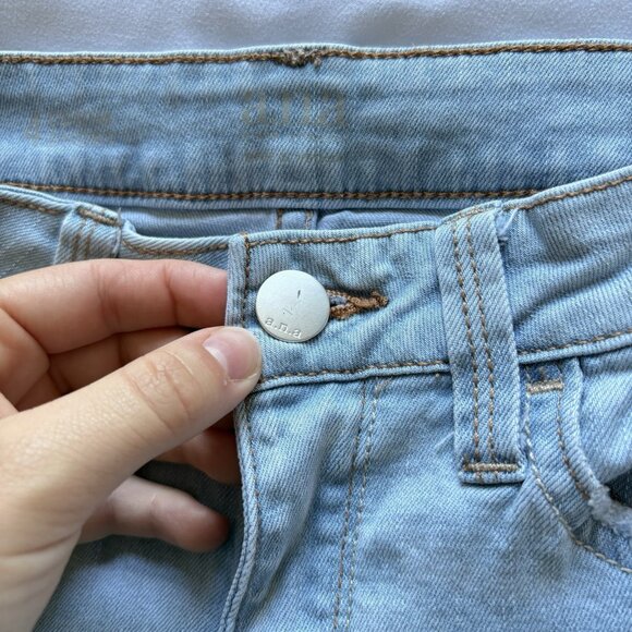 ANA Denim Jean Shorts Womens Size 4 Rolled Cuff Stretch Light Wash Summer - Picture 2 of 6
